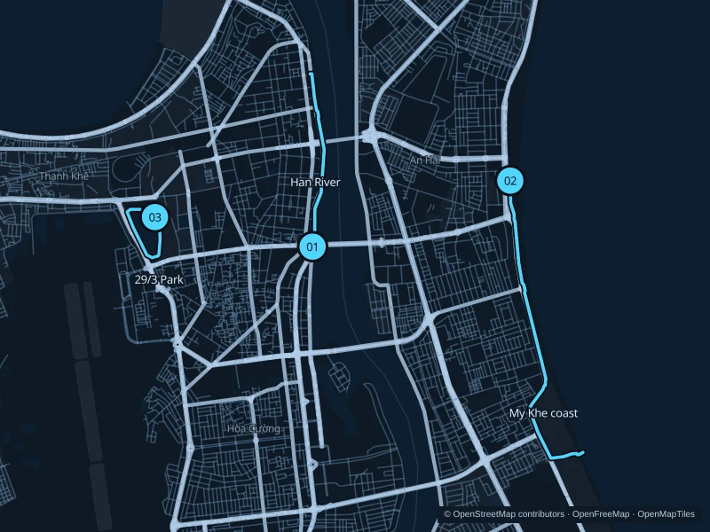 Map of Da Nang with three numbered running-route starts.