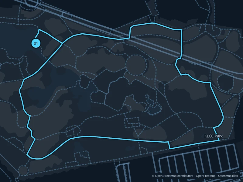 Map of the 2.9 km KLCC Park · two circuits run, with start and finish marked 01.