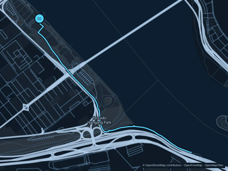Map of the 4.9 km Yeouido Hangang Park run, with start and finish marked 02.