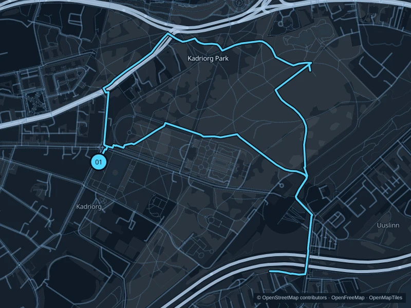 Map of the 3.7 km Kadriorg Park run, with start and finish marked 01.